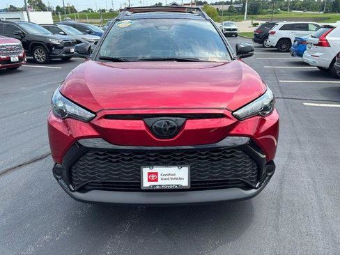 Certified 2025 Toyota Corolla Cross AWD Hybrid w/ Moonroof Package image 8