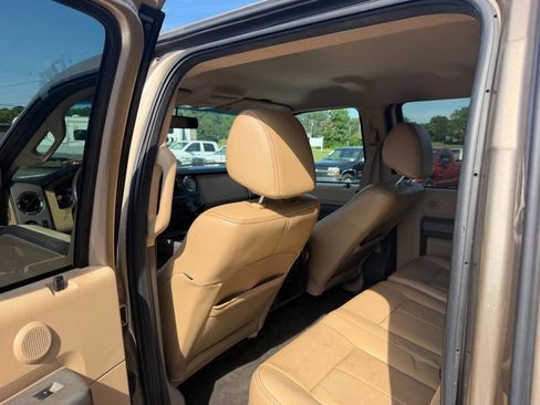 Used 2011 Ford F250 Lariat w/ Lariat Interior Pkg AWD/4WD image 10