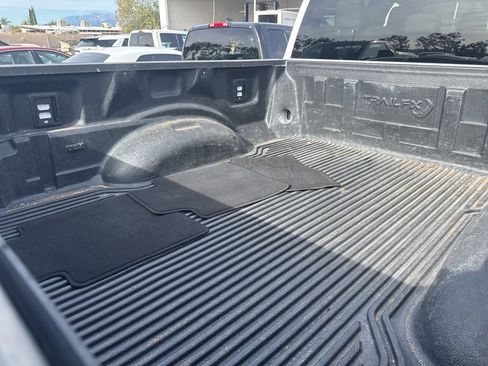 Used 2024 Ford F250 XLT image 5