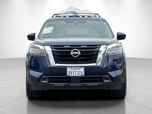 Used 2022 Nissan Pathfinder SV FWD image 8