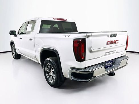 Used 2026 GMC Sierra 1500 SLT AWD/4WD image 6