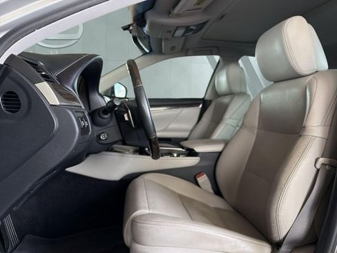 Used 2013 Lexus GS 350 w/ Luxury Pkg RWD image 6