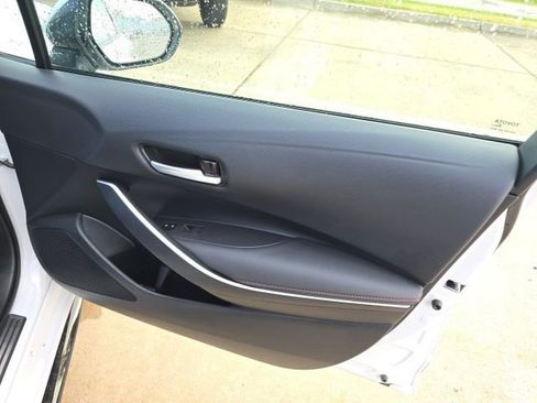 Used 2024 Toyota Corolla SE image 32