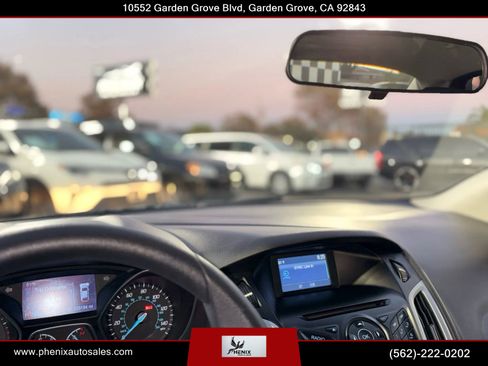 Used 2014 Ford Focus SE image 35