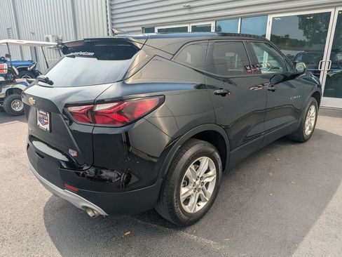 Used 2022 Chevrolet Blazer LT FWD image 5
