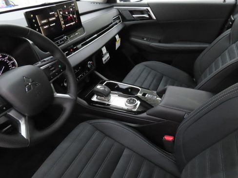 New 2026 Mitsubishi Outlander SE AWD/4WD image 20