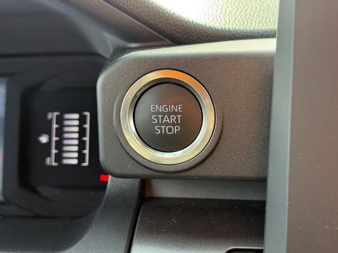 Certified 2025 Toyota 4Runner SR5 image 15