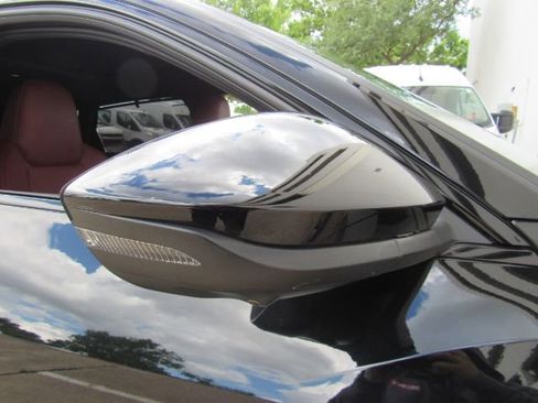 Used 2022 Audi e-tron S Prestige w/ Prestige Package image 26