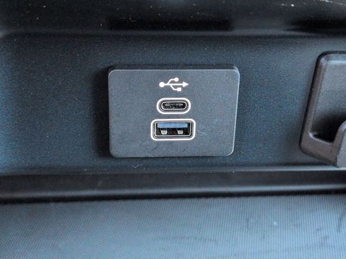 Used 2025 Ford F150 XL w/ Equipment Group 103A High AWD/4WD image 19