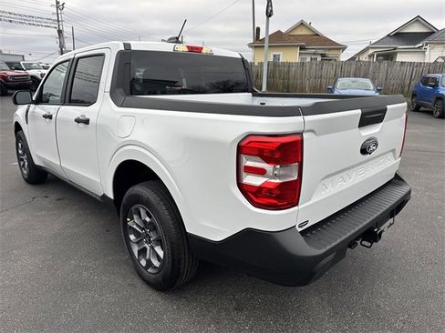 New 2025 Ford Maverick XLT image 6