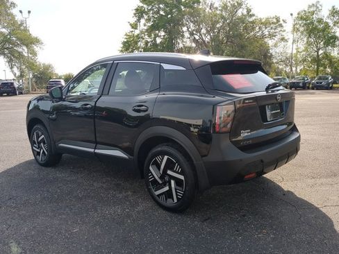 Certified 2026 Nissan Kicks SV FWD image 6