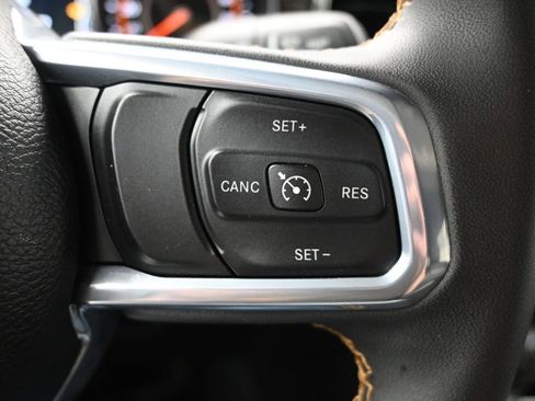 Used 2023 Jeep Gladiator Overland image 26