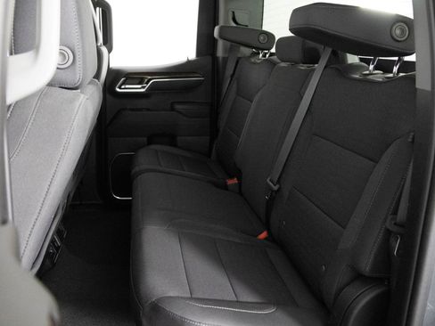 Used 2023 GMC Sierra 1500 Elevation image 37