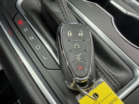 Used 2019 Chevrolet Traverse RS w/ LPO, Floor Liner Package FWD image 48