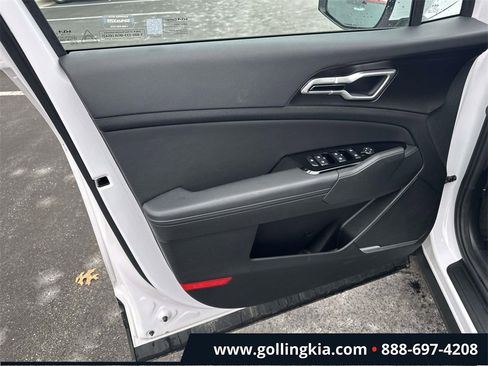 Certified 2025 Kia Sportage EX image 13