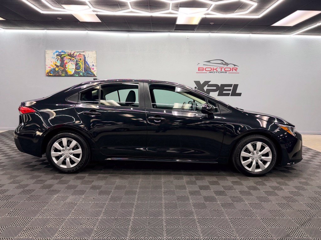 Used 2021 Toyota Corolla LE w/ Carpet Mat Package (TMS) FWD image 17