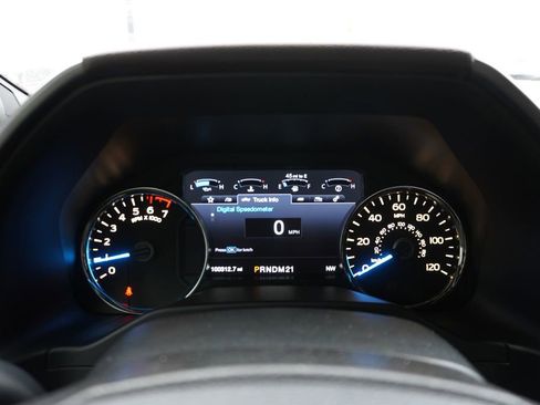 Used 2015 Ford F150 Platinum w/ Equipment Group 701A Luxury image 15