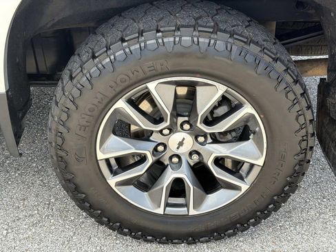 Used 2022 Chevrolet Silverado 1500 RST w/ All Star Edition Plus AWD/4WD image 5