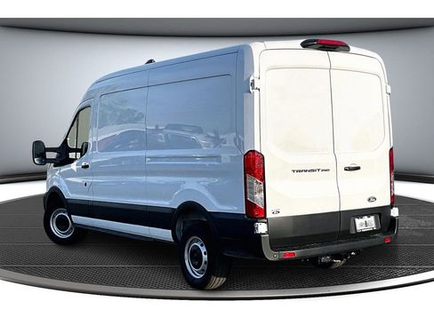 New 2026 Ford Transit 250 Base image 32