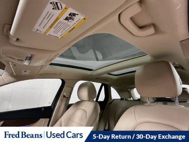Used 2022 Mercedes-Benz GLC 300 4MATIC image 27