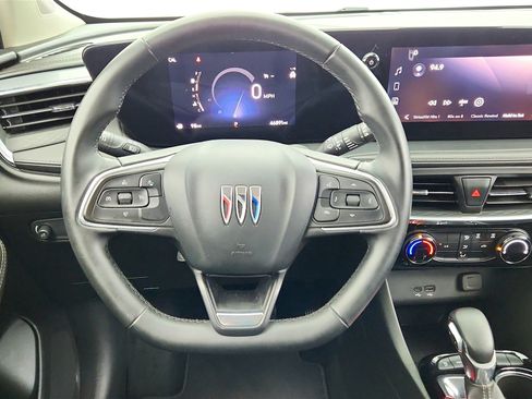 Used 2024 Buick Encore GX Sport Touring image 12