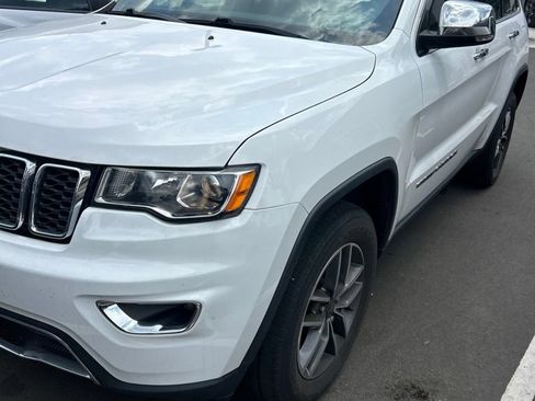Used 2019 Jeep Grand Cherokee Limited AWD/4WD image 14