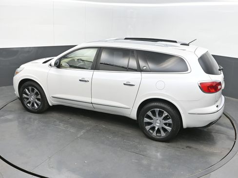 Used 2017 Buick Enclave Leather w/ Enclave Sport Touring Edition image 33