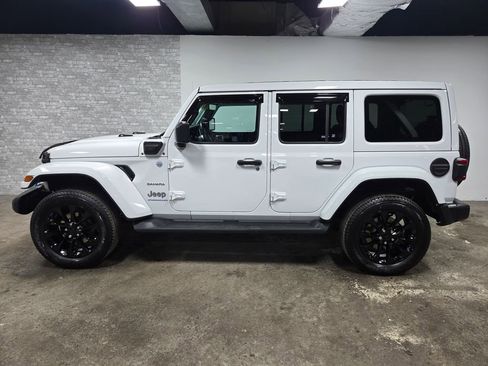 Used 2023 Jeep Wrangler Unlimited Sahara w/ Cold Weather Group image 2