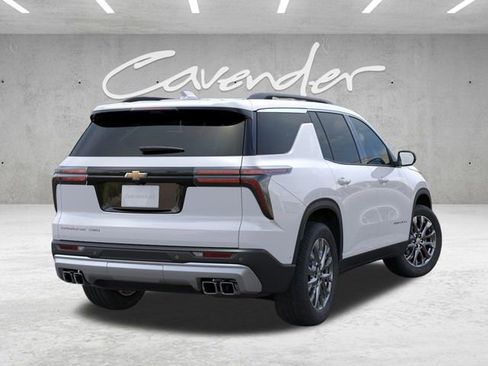 New 2026 Chevrolet Traverse LT w/ Sun and Wheel Package image 4