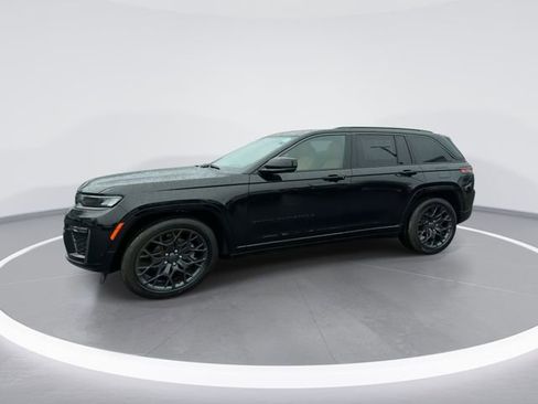 New 2026 Jeep Grand Cherokee Summit w/ Obsidian Package AWD/4WD image 4