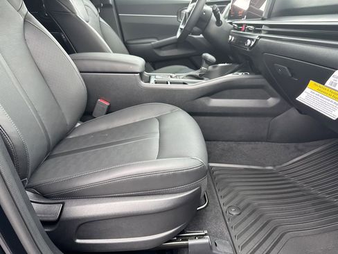 New 2026 Kia Sorento S FWD image 13