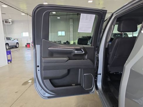 Used 2025 Chevrolet Silverado 1500 LTZ w/ LTZ Convenience Package II AWD/4WD image 26