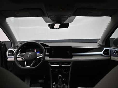New 2026 Volkswagen Taos SE AWD/4WD image 10