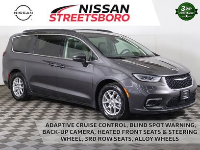 Used 2022 Chrysler Pacifica Touring-L