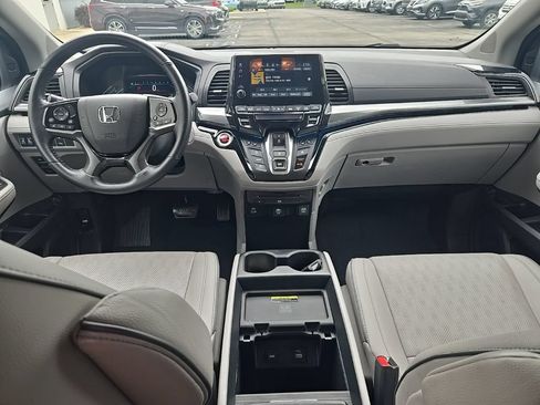 Used 2022 Honda Odyssey Elite image 39