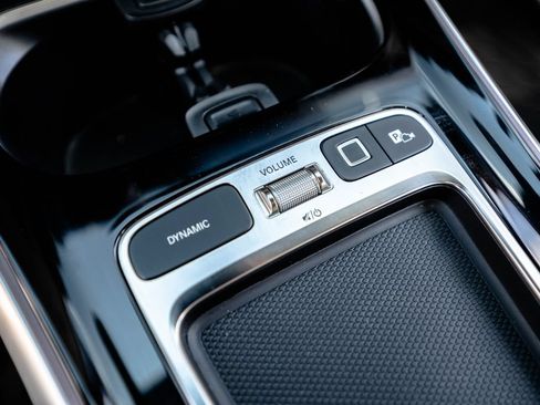 Used 2026 Mercedes-Benz GLB 250 4MATIC image 25