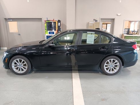 Used 2018 BMW 320i xDrive Sedan image 5