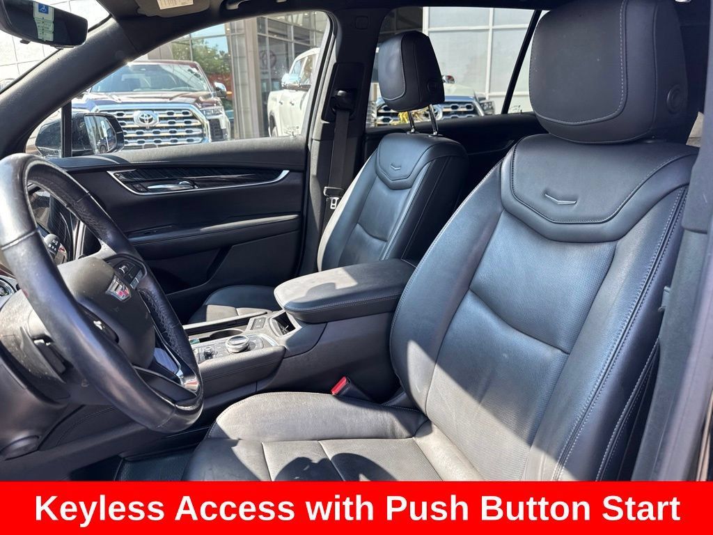 Used 2022 Cadillac XT6 Premium Luxury w/ Technology Package AWD/4WD image 12