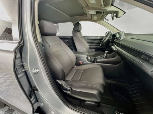 Used 2025 Honda CR-V EX image 29