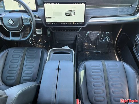 Used 2023 Rivian R1S Adventure AWD/4WD image 17