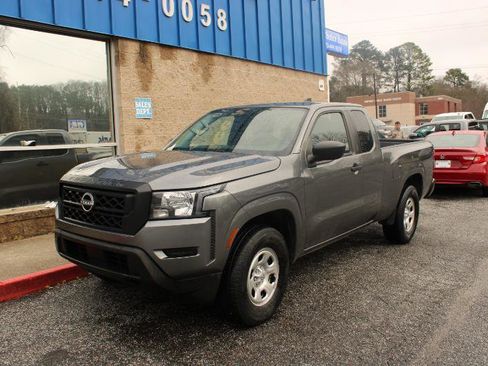 Used 2022 Nissan Frontier S image 4
