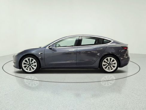 Used 2017 Tesla Model 3 Long Range RWD image 8