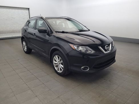 Used 2017 Nissan Rogue Sport SV w/ SV Premium Package image 13