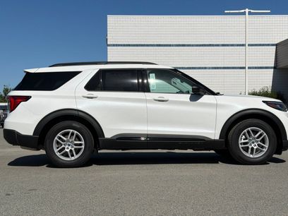New 2026 Ford Explorer Active w/ Active Comfort Package