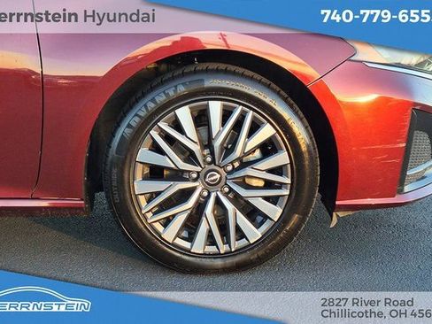 Used 2024 Nissan Altima 2.5 SV image 29