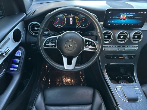 Used 2022 Mercedes-Benz GLC 300 image 16