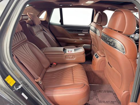 Used 2023 Genesis G90 3.5T image 56