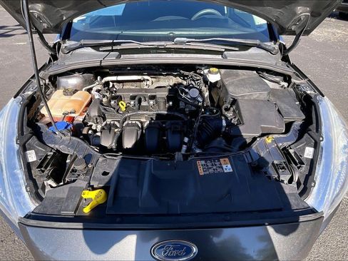 Used 2018 Ford Focus SE image 10
