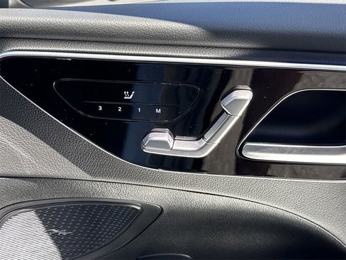 Certified 2025 Mercedes-Benz C 300 Sedan image 19