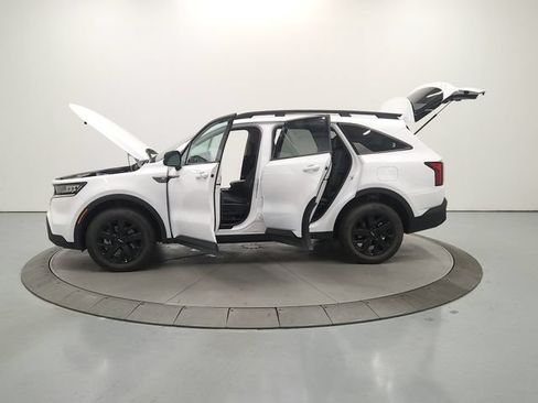 Used 2023 Kia Sorento S AWD/4WD image 13